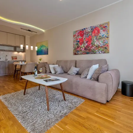 Magique Apartment